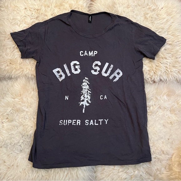 Michelle by Commune Tees - Picture 2 of 4